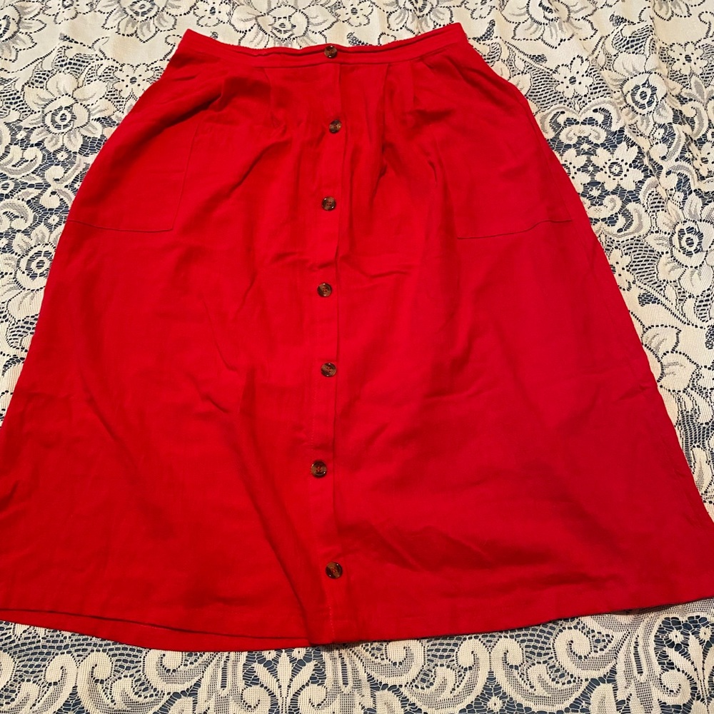 Knee length skirt